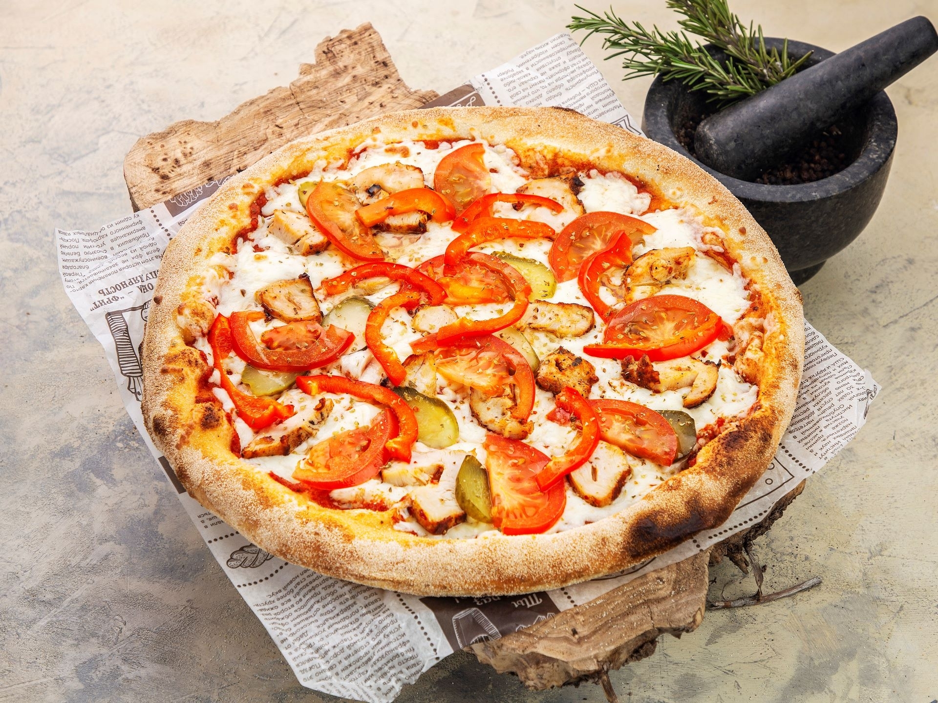 Пицца а-ля шаурма с курицей 40 см