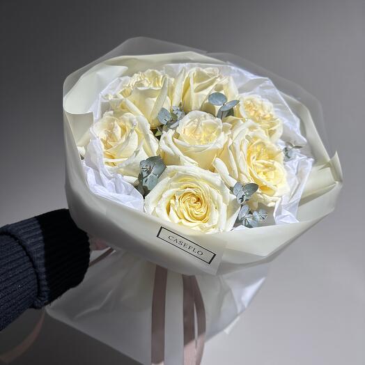 Стойкие ароматные розы с эвкалиптом