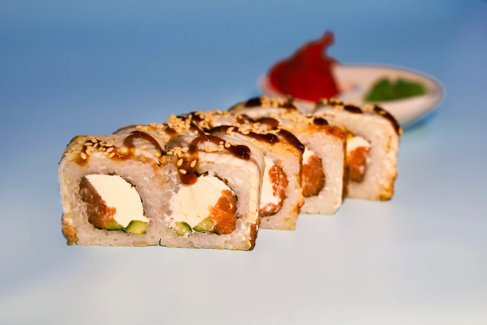 Ролл Канада с лососем