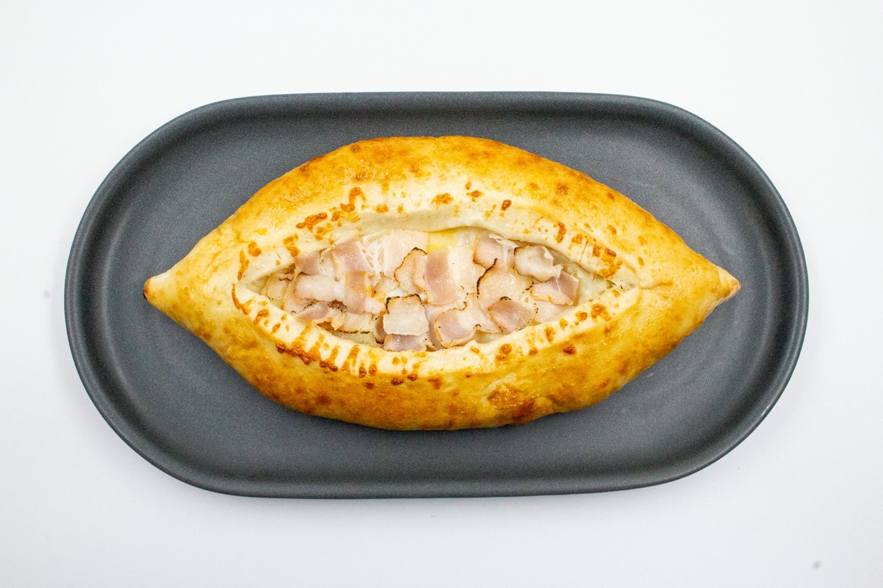 Хачапури с беконом