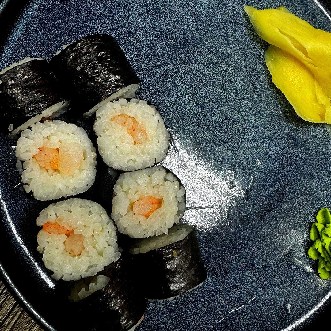 Маки ролл с креветкой