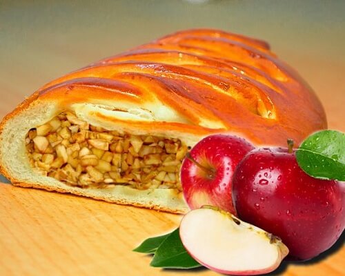 Кулебяка с яблоками и мёдом