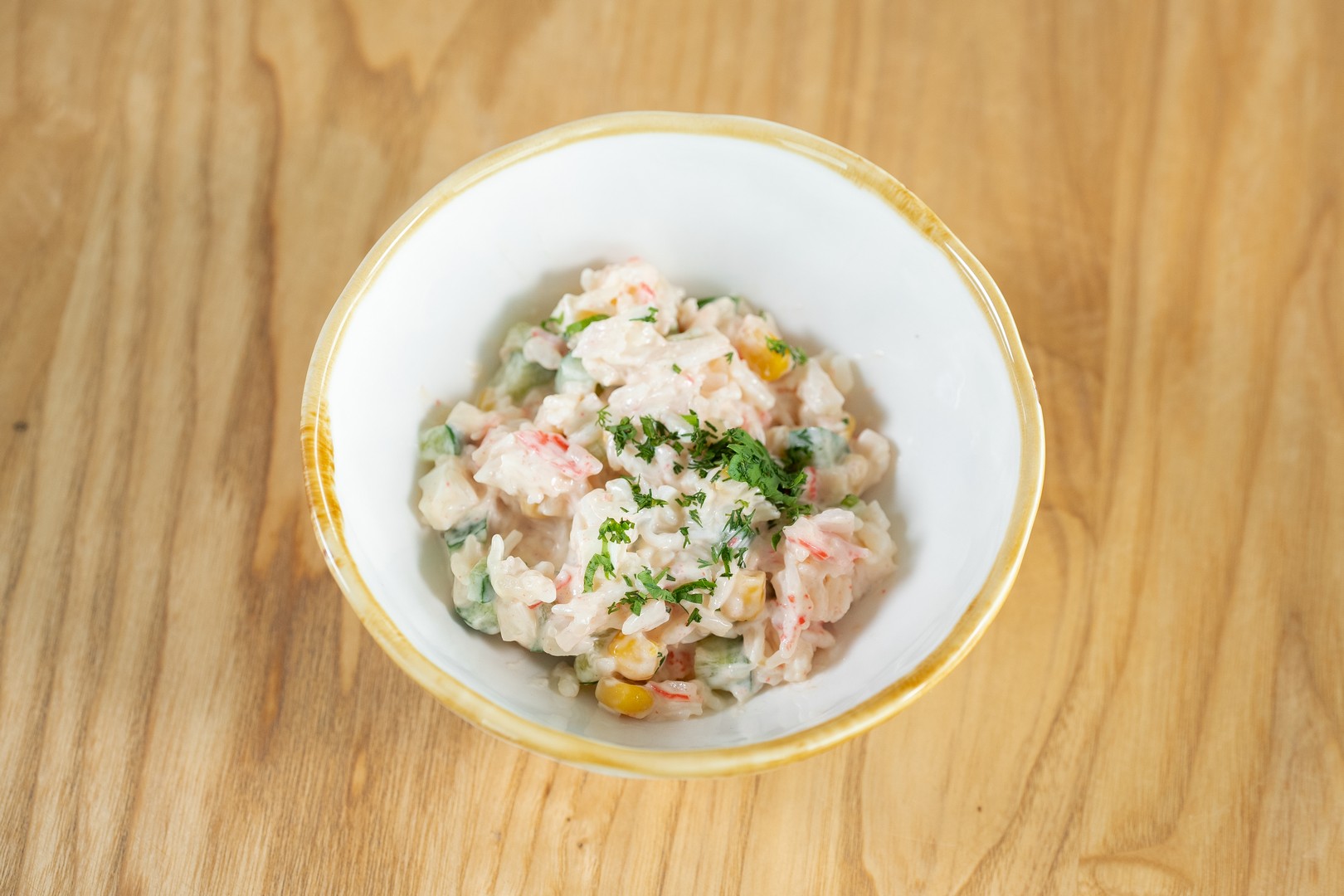 Салат с крабовыми палочками