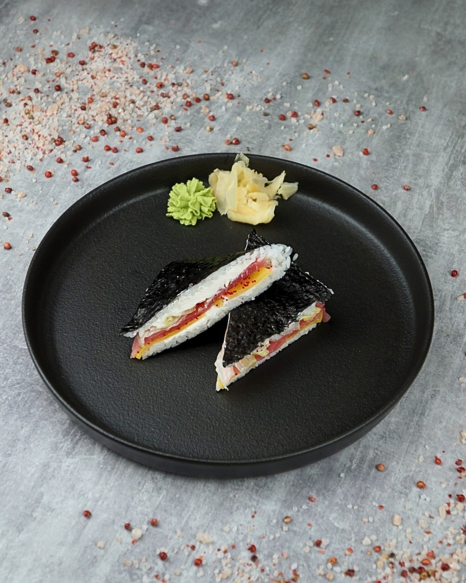 *Сэндвич ролл  с  тунцом