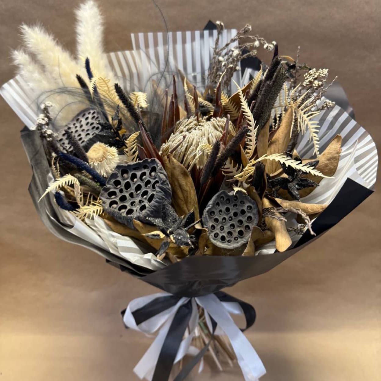 Букет из сухоцветов шоколад