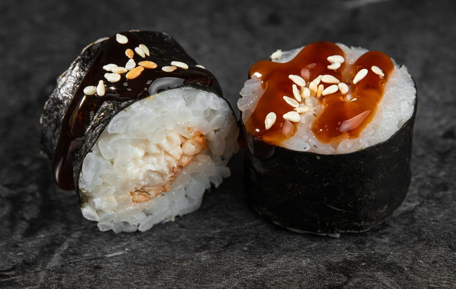 Нори маки с угрем