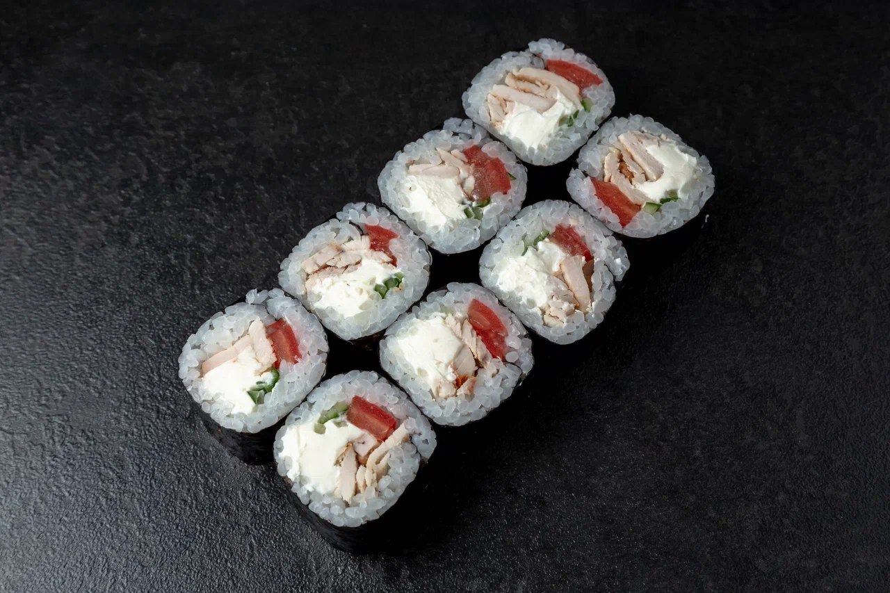 Чизмаки с курицей и томатами