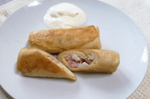 Блинчики с ветчиной и сыром