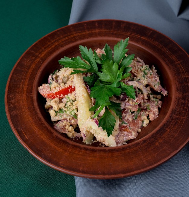 Салат по-грузински