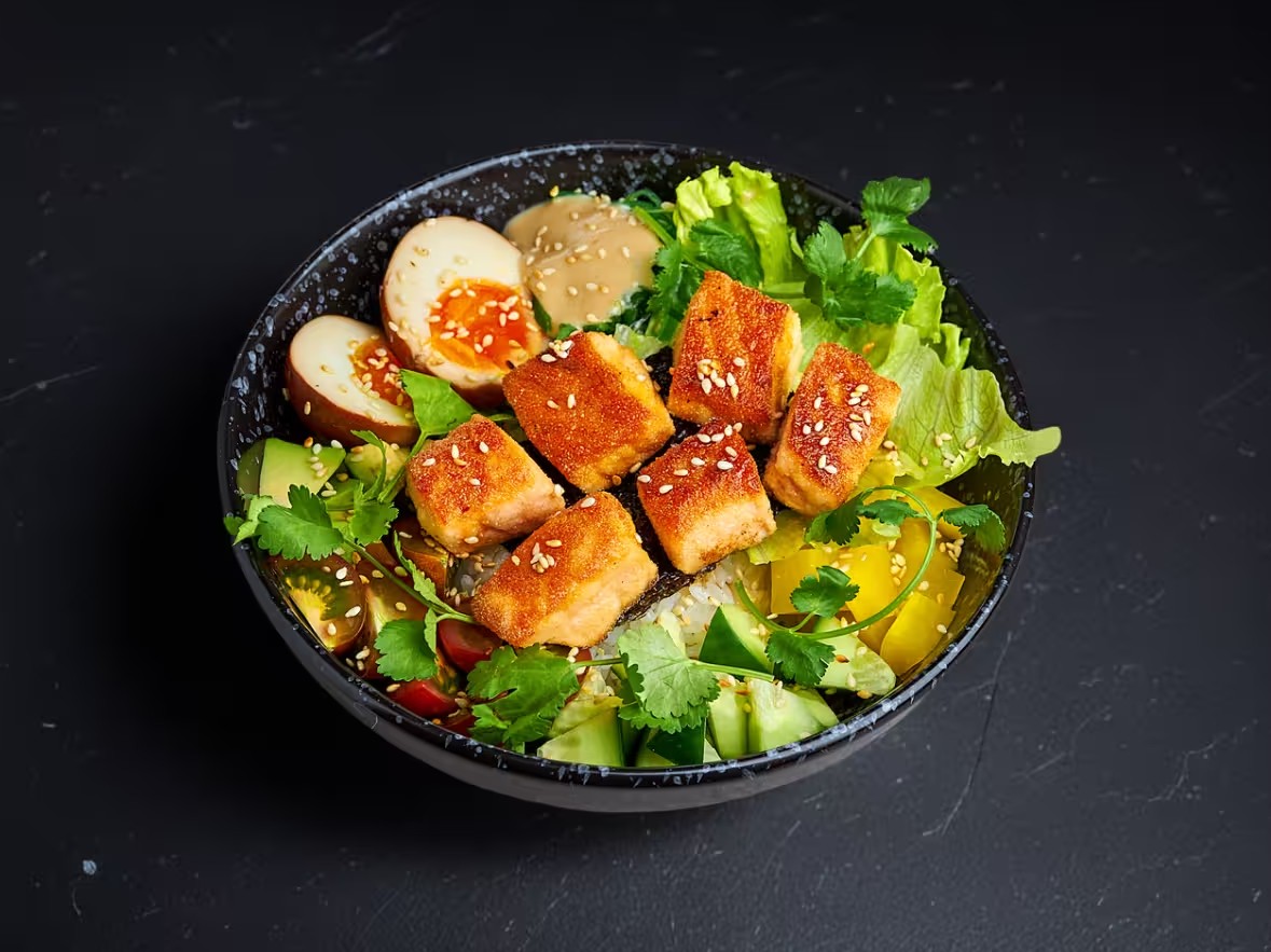 Боул с лососем