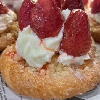 Вензель клубника