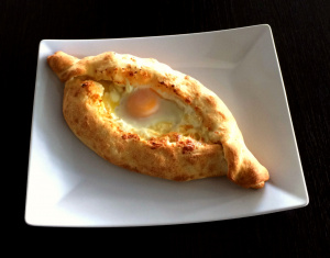 Хачапури по-аджарски