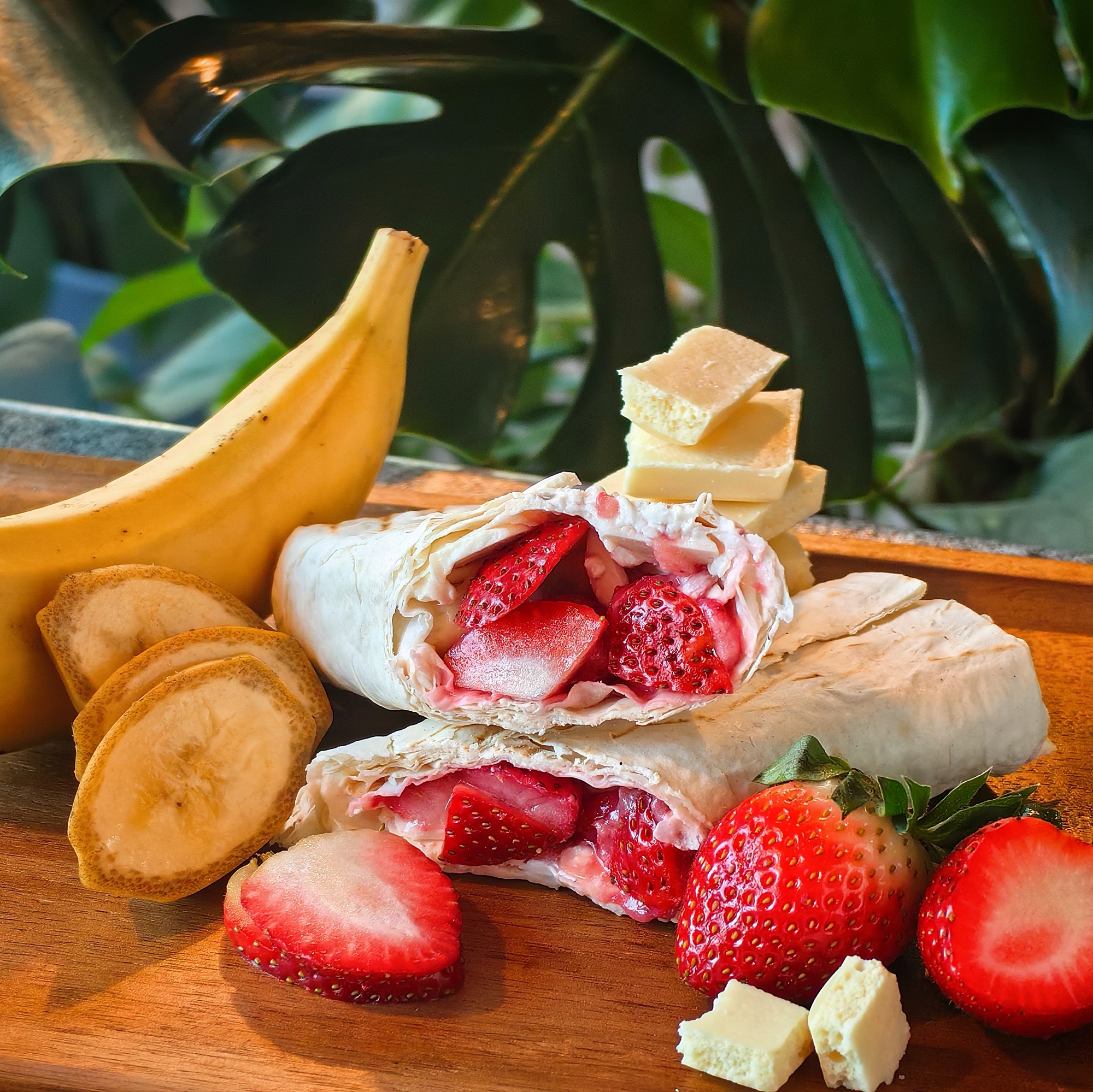 Клубнично-банановая шаурма