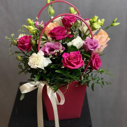 Цветочная сумочка