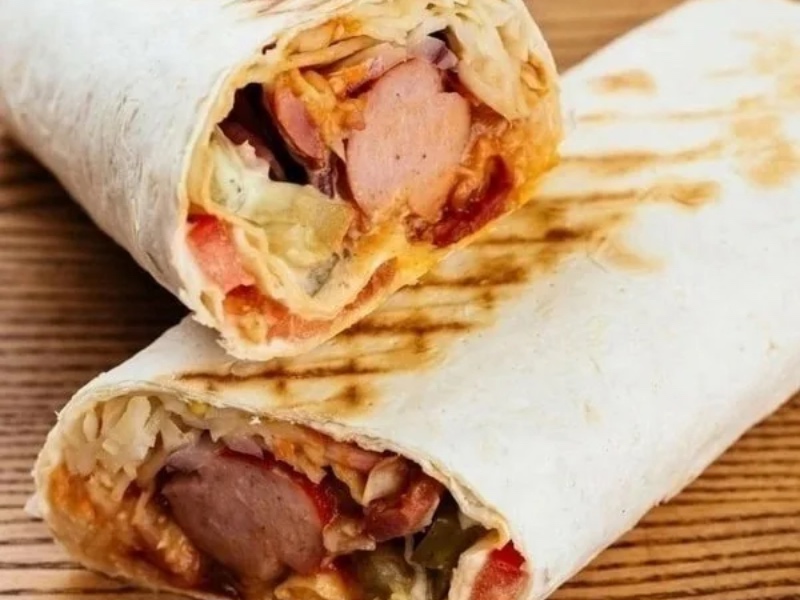 Шаурма из говяжьих сосисок 