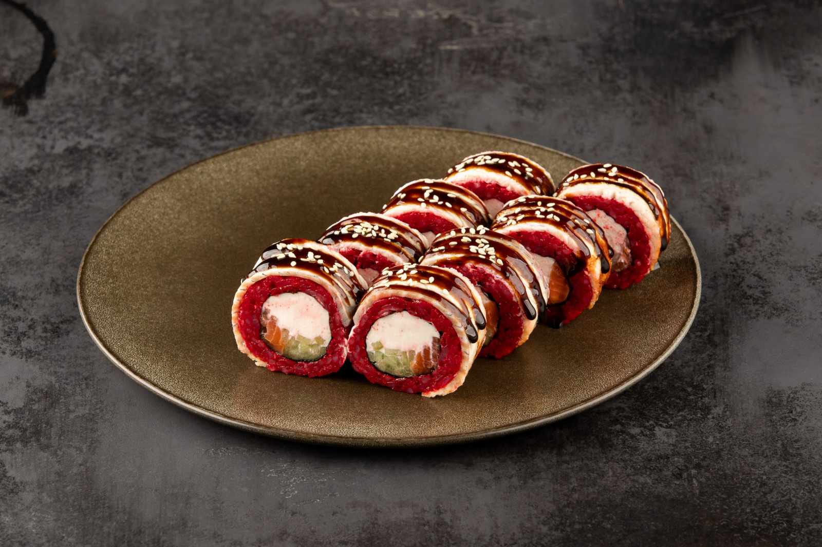 Red roll Love
