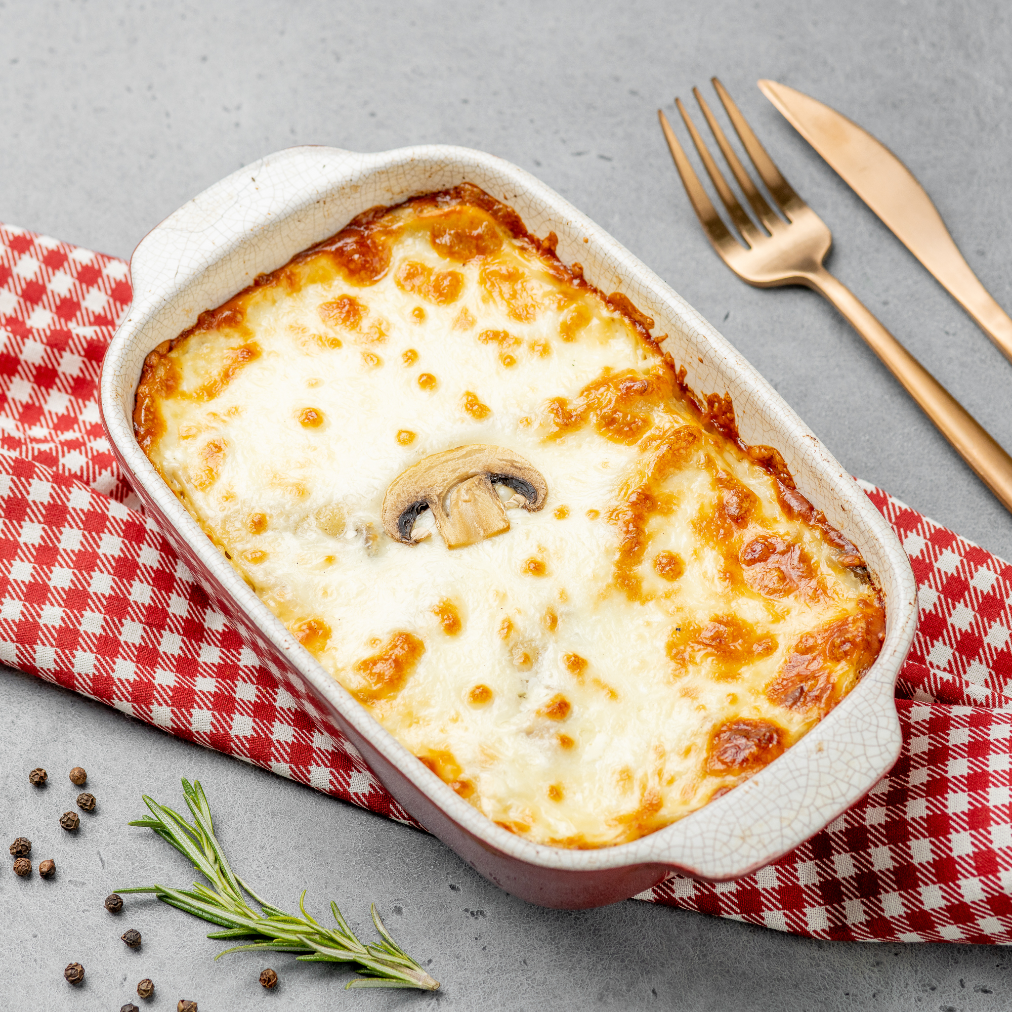 Лазанья с индейкой и грибами