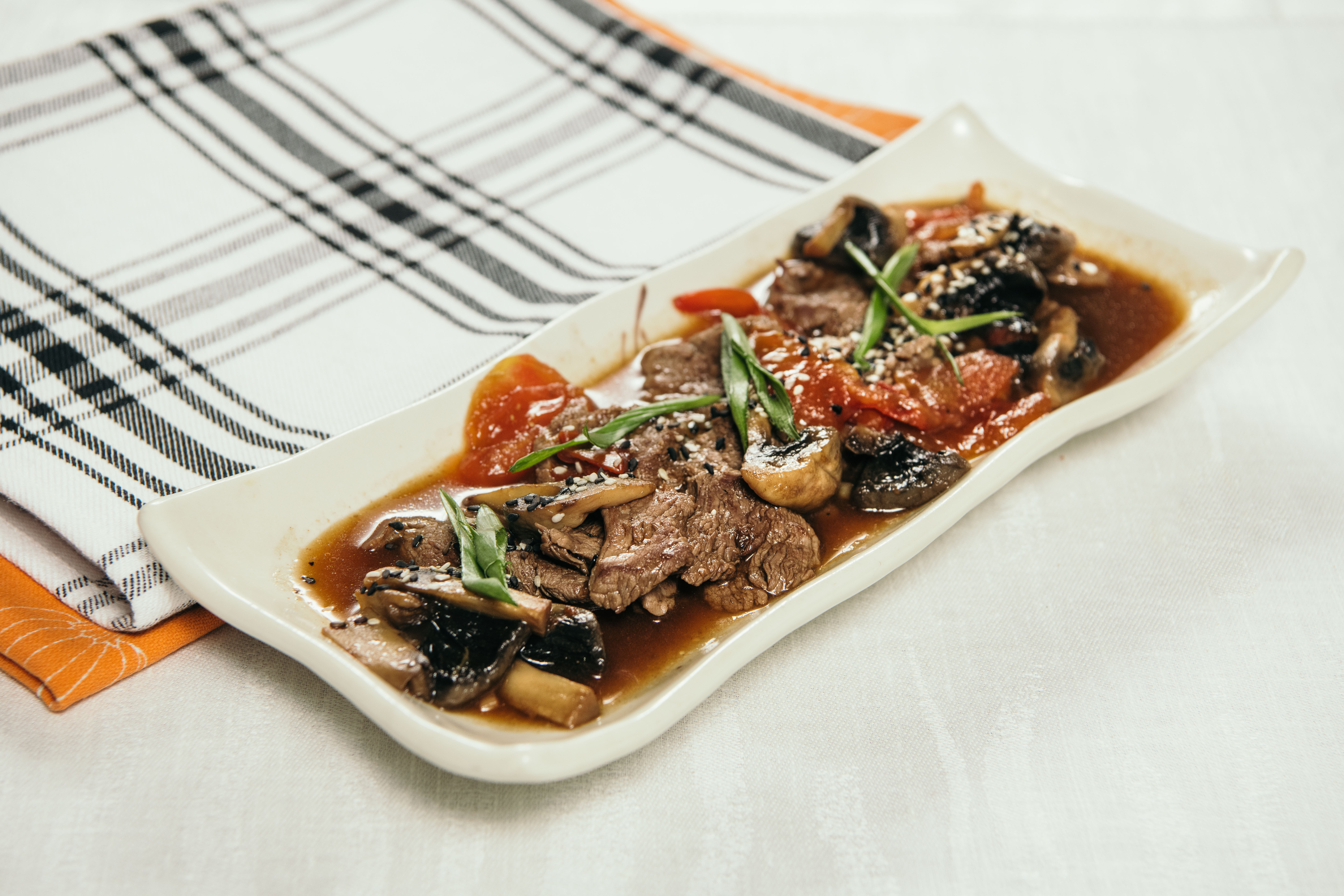 Говяжья вырезка в устричном соусе