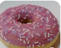 Донат клубничный