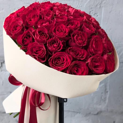 51 Роза красная букет чупа чупс