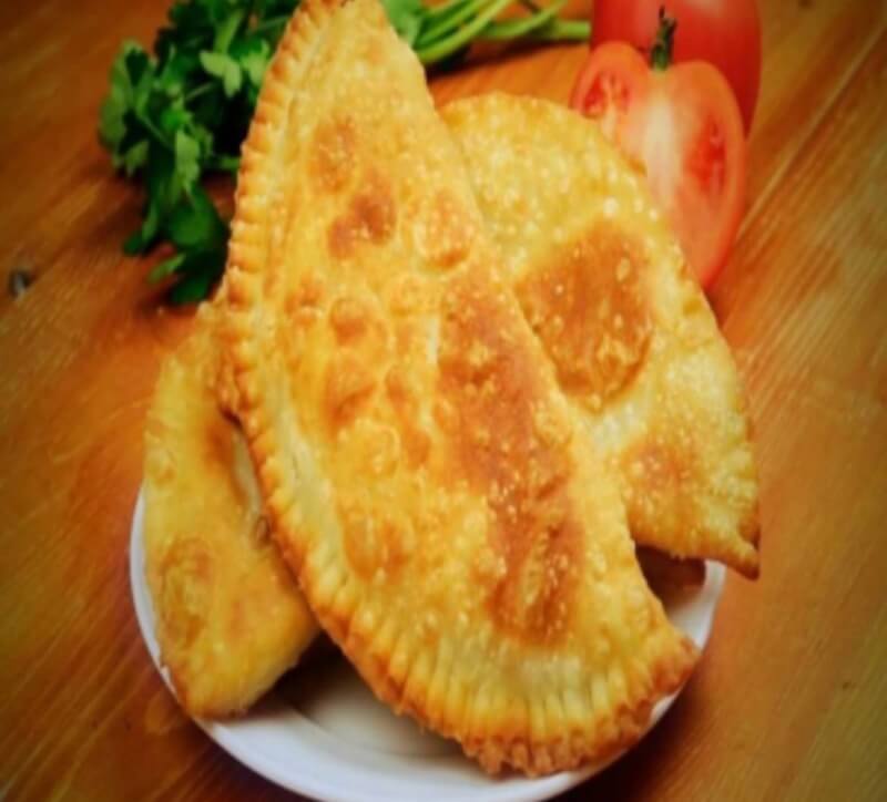 Чебуреки с курицей (мини 2 шт)