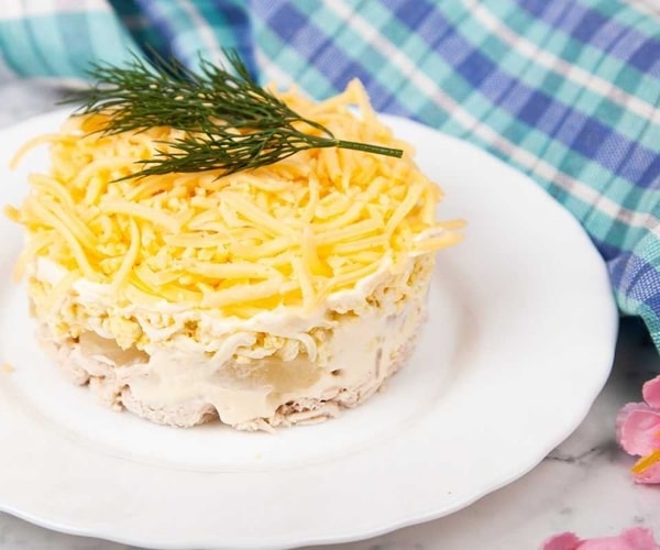 Курица с ананасами