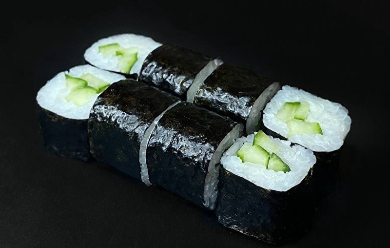 Ролл с огурцом