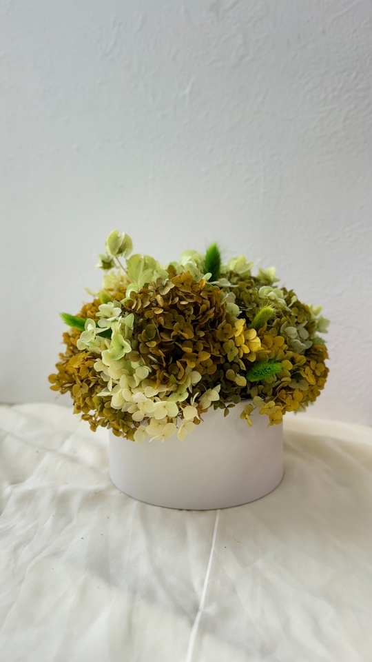 Композиция № 11 с гортензией стбилизированной