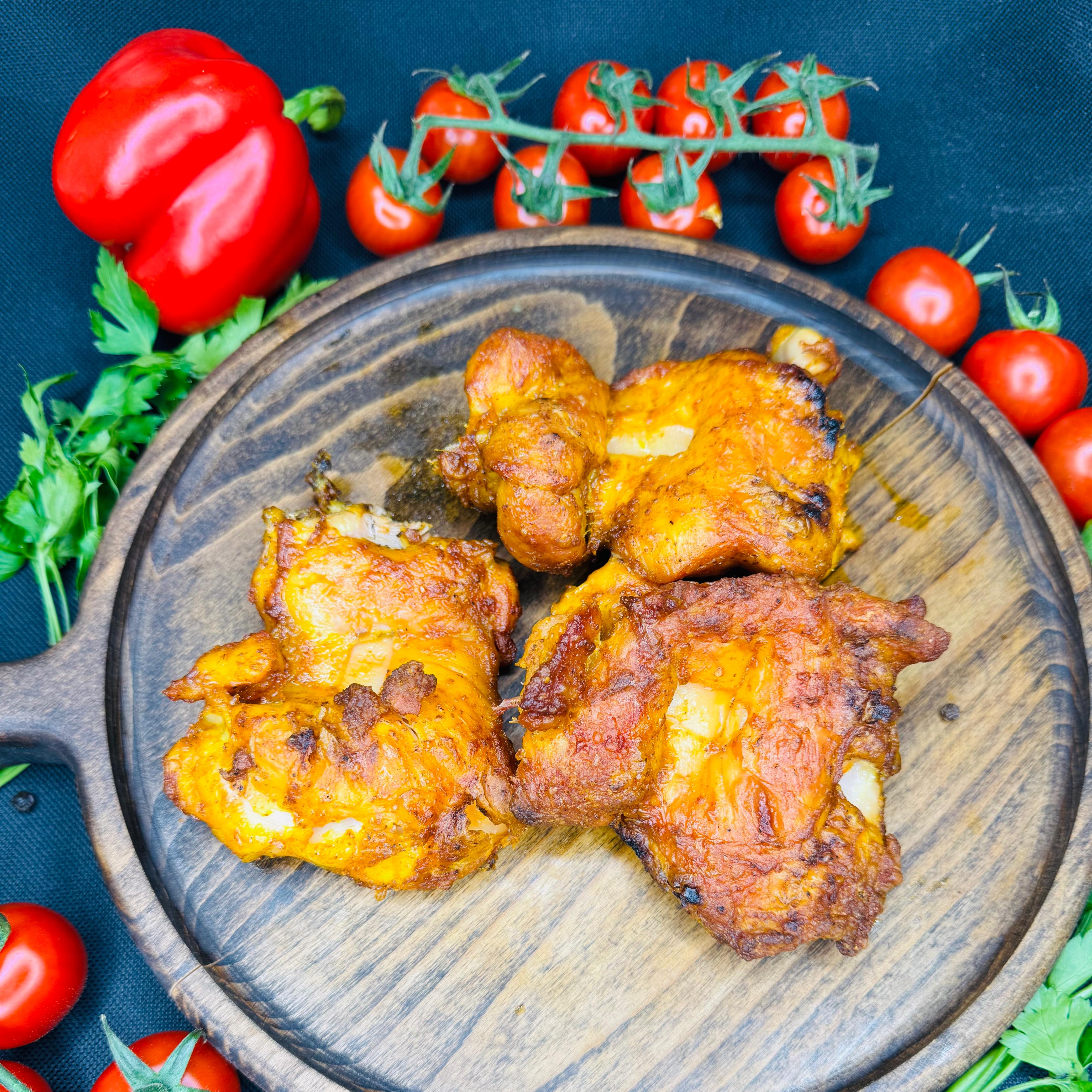 шашлык из куриного бедра 1кг.