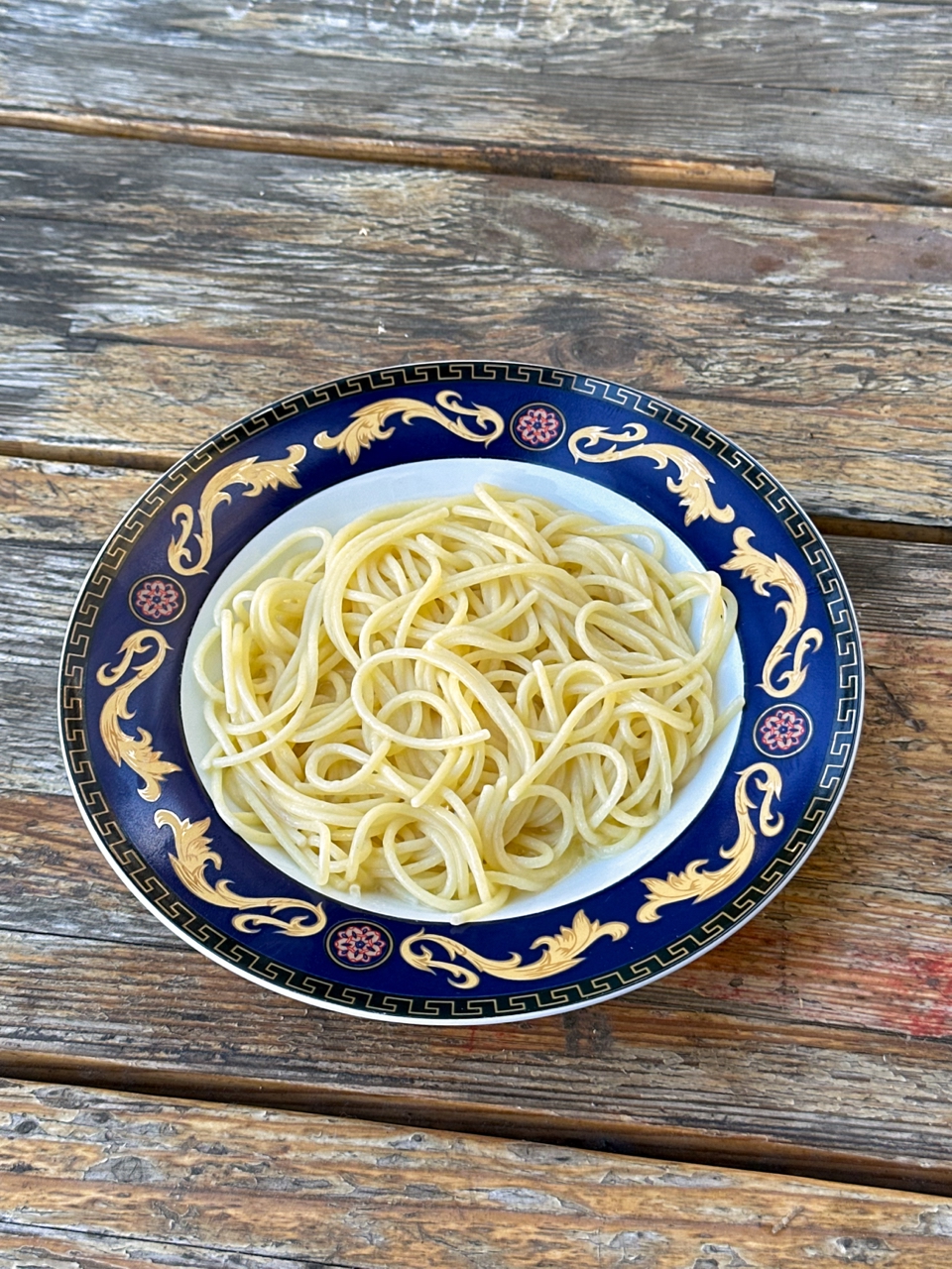 Спагетти со сливочным маслом