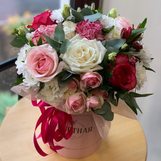 Розовая коробочка