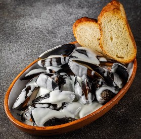 Чилийские мидии с соусом Блю Чиз