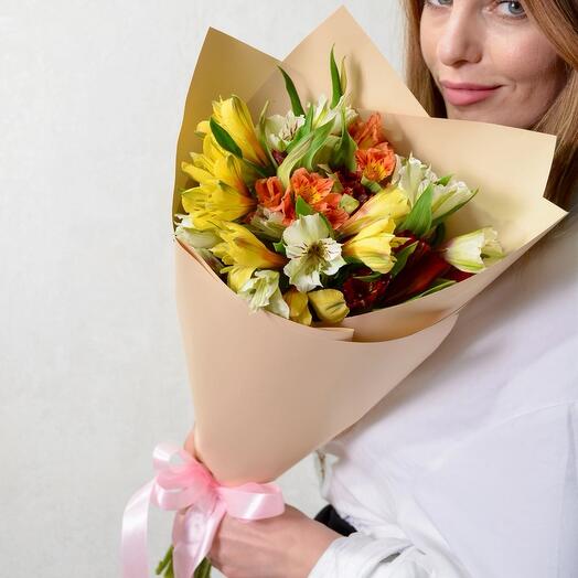 Букет альстромерии