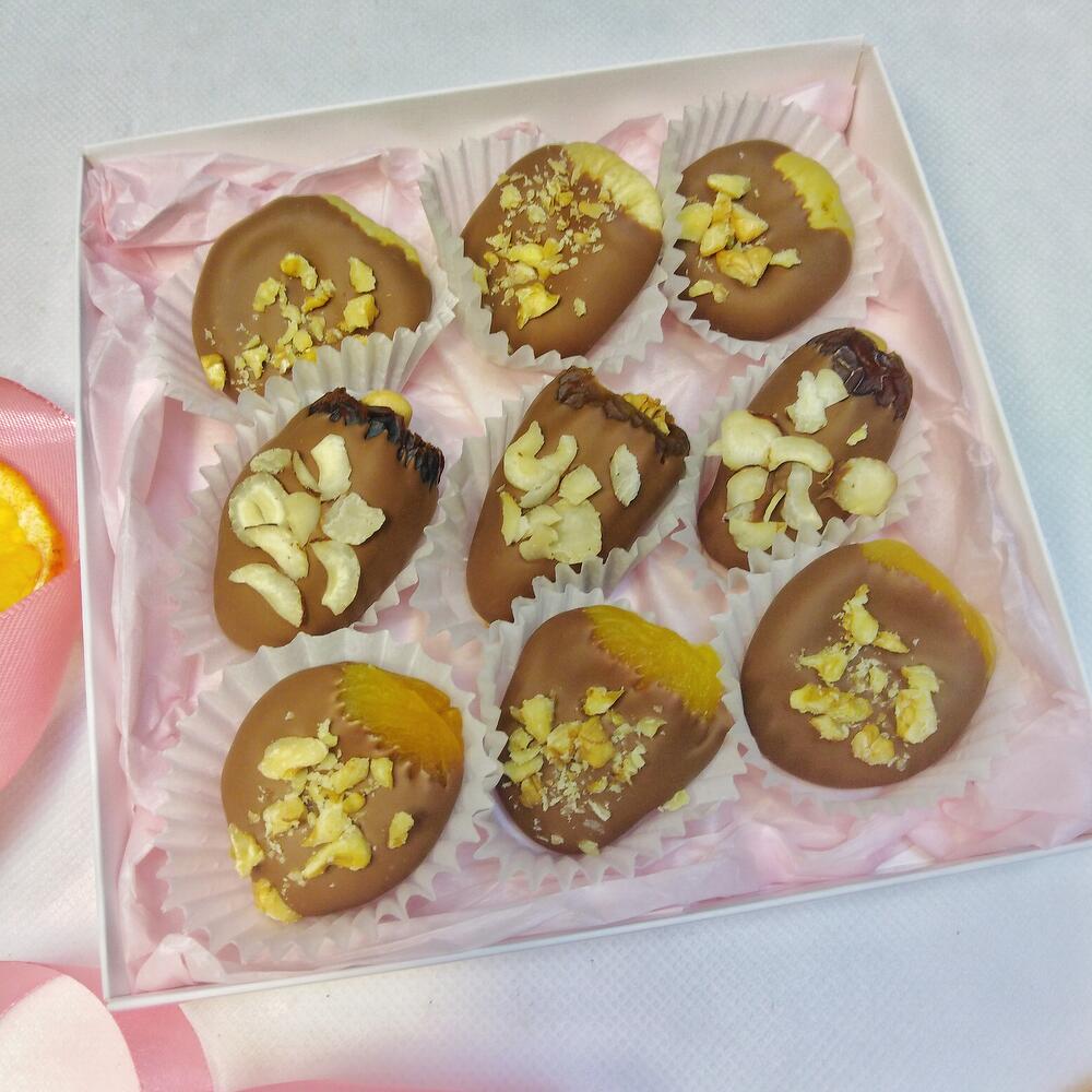 Сухофрукты в молочном шоколаде, н-р 9шт