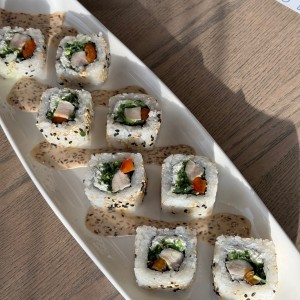 Ролл цыпленок чука