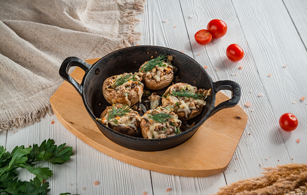 Шампиньоны фаршированные