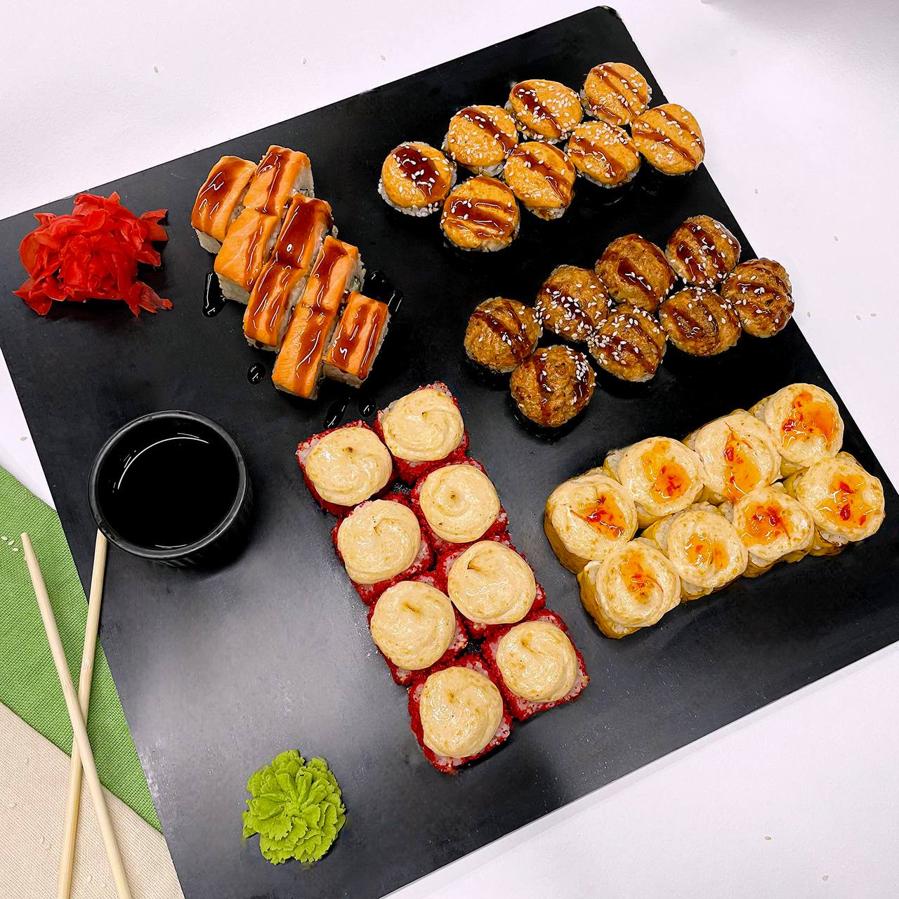 Запеченный микс №1. (40шт)