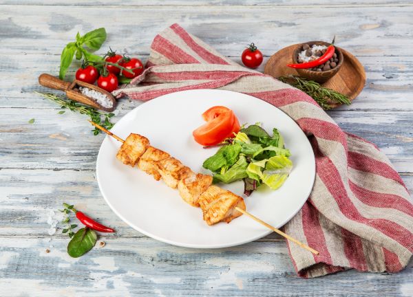 Шашлычок из куриного бедра