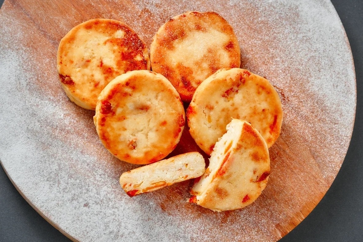 Творожники с курагой