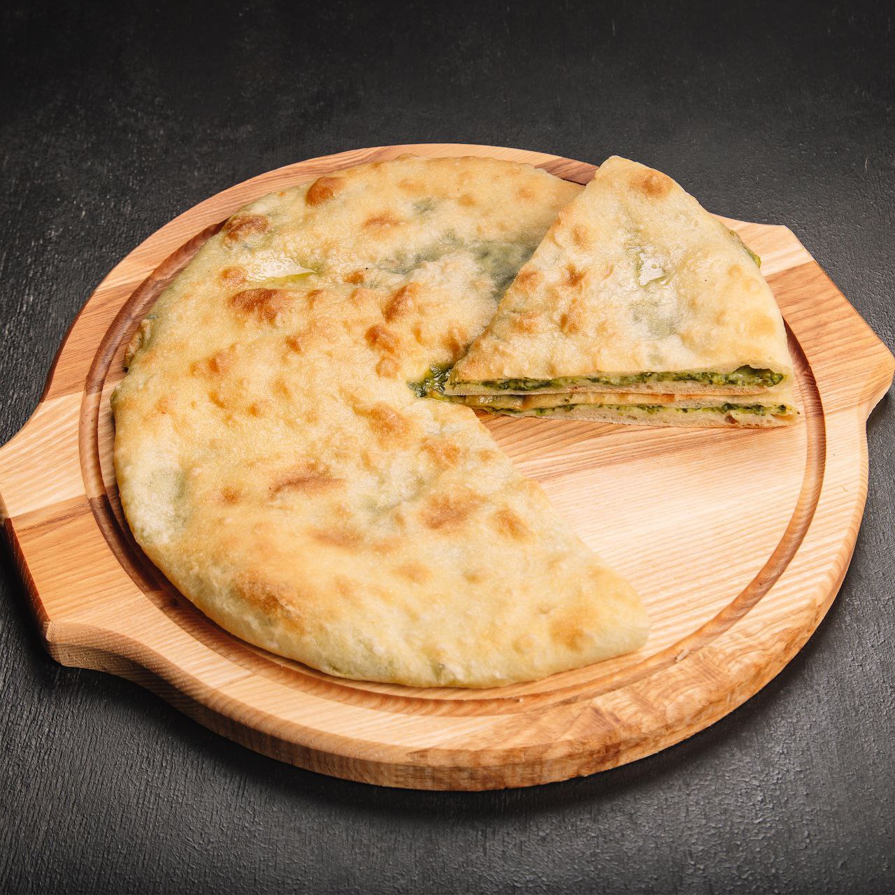 Осетинский пирог со свекольными листьями и осетинским сыром