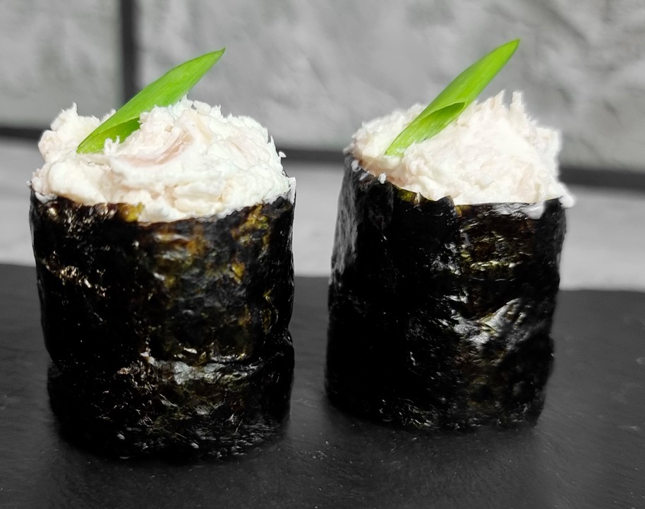 Гункан с курицей