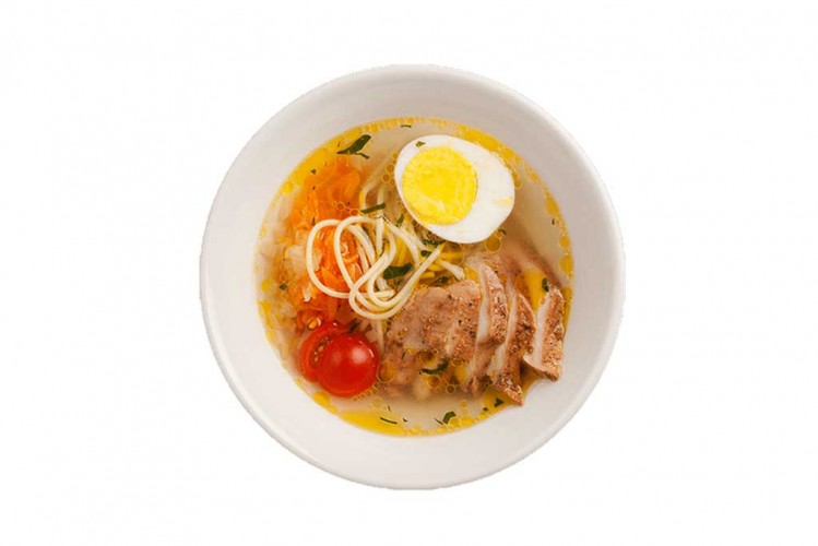 Куриный суп с домашней лапшой