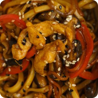 Вок лапша с курицей