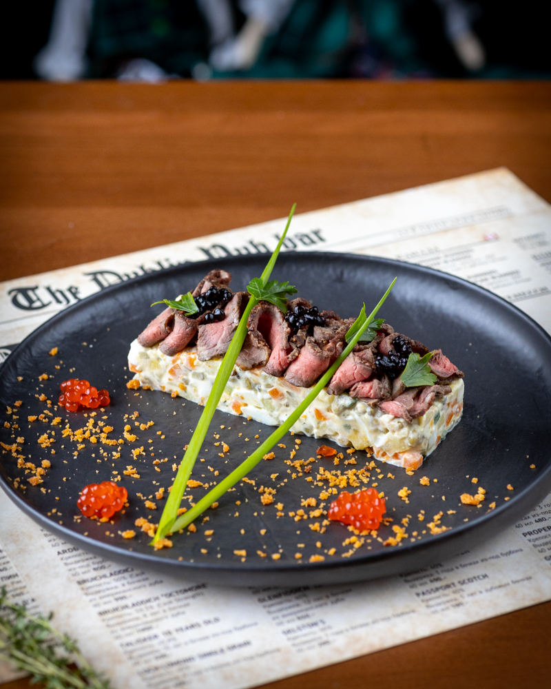 Оливье с мраморной говядиной