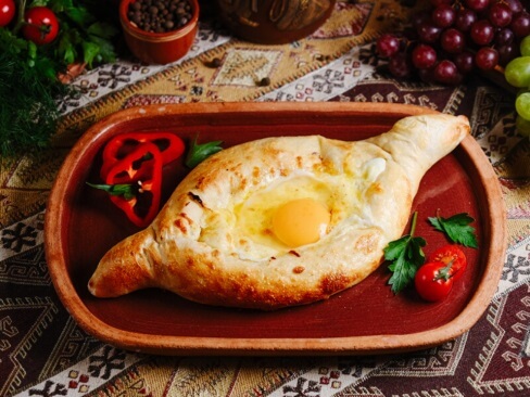 Хачапури по-аджарски