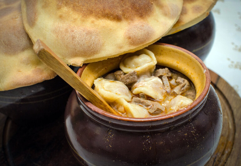 Пельмени в горшочках