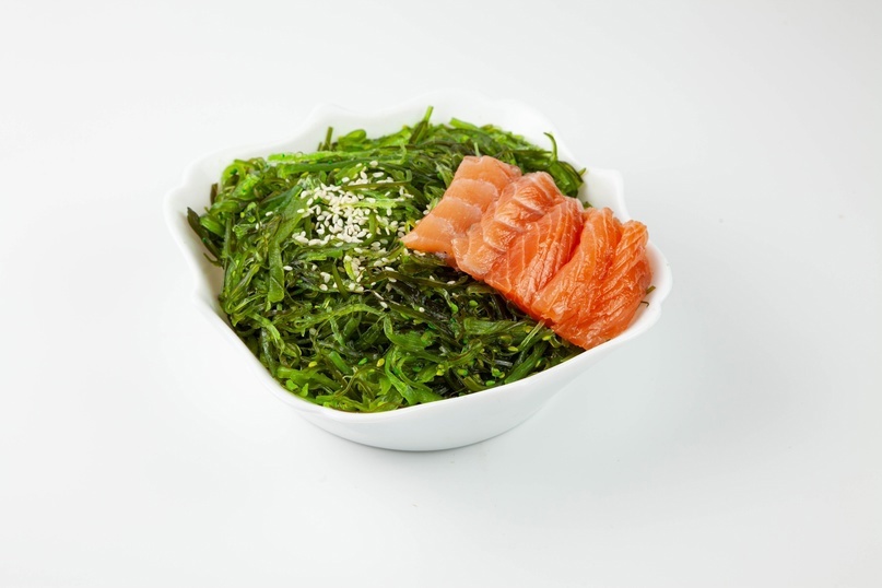 Салат Чука с лососем