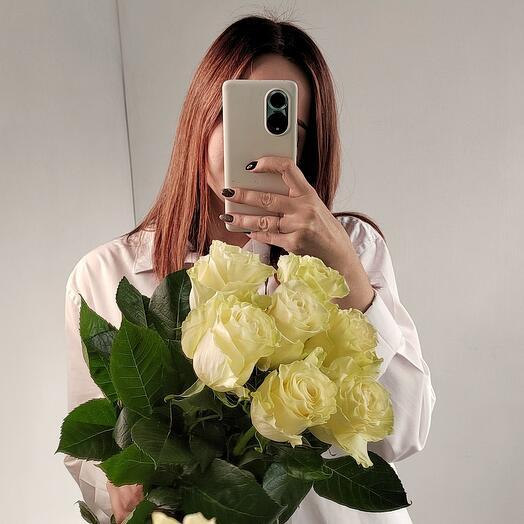 Белые розы Мондиаль 