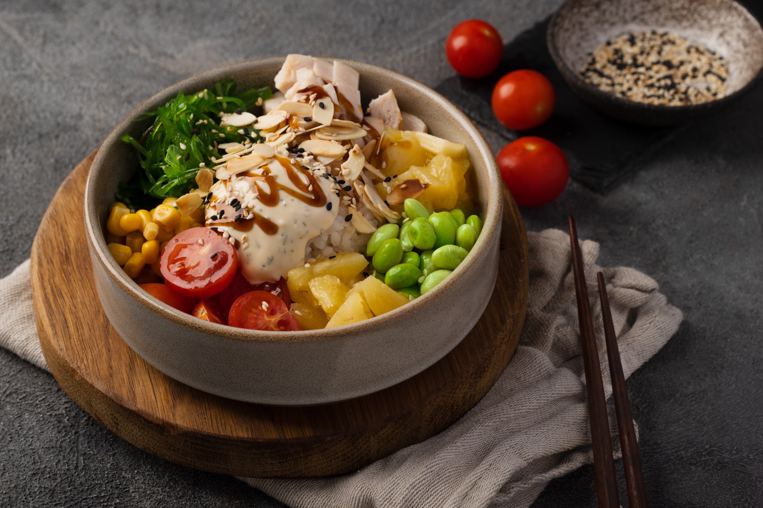 Поке Болл с курицей