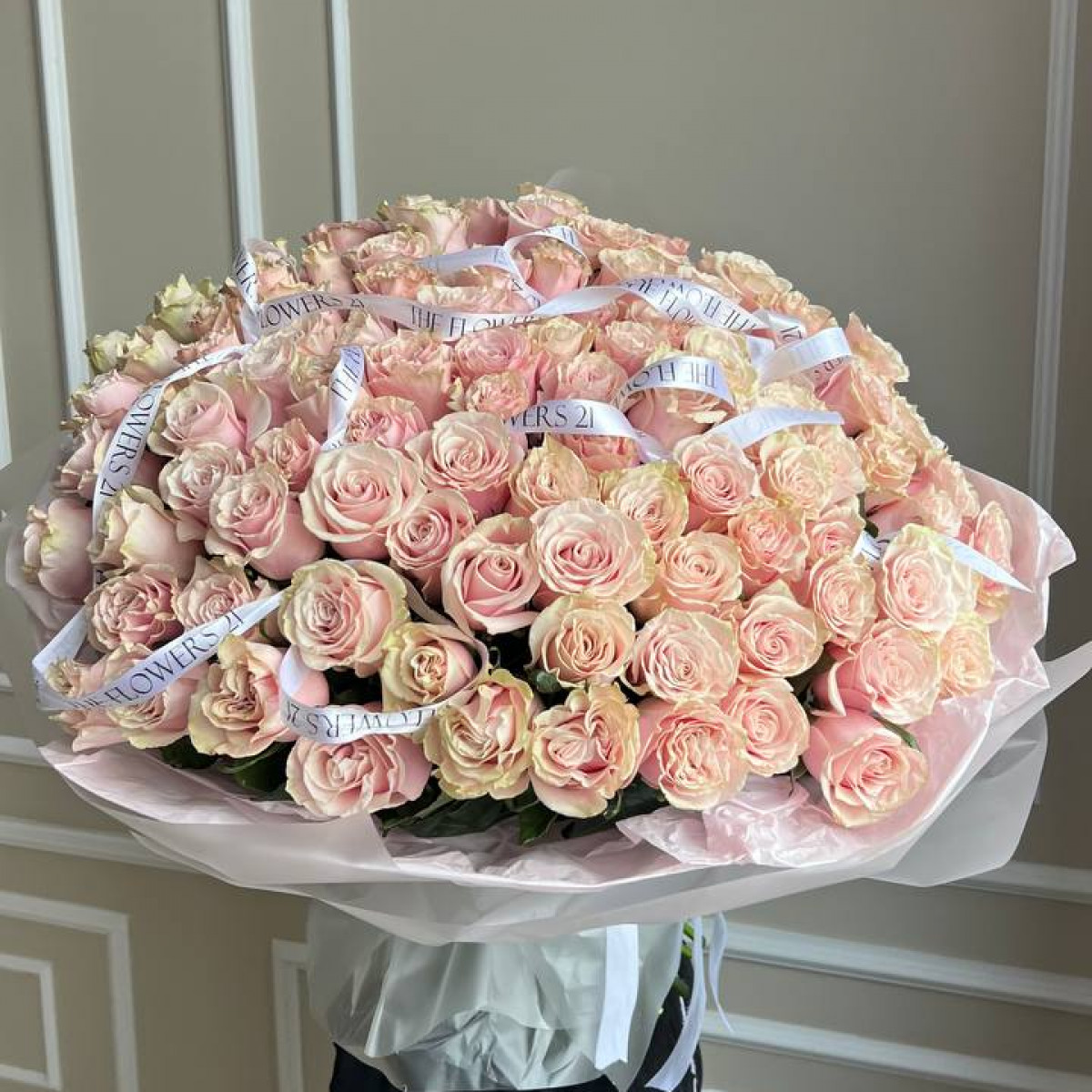 Моно букет из 101 розы (предзаказ)